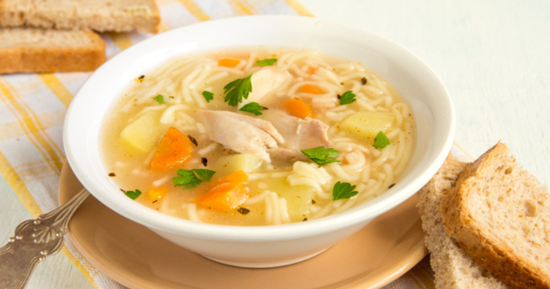sopa de frango com legumes