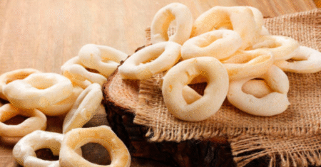 Biscoito de Polvilho com Fubá: Perfeito para o Café