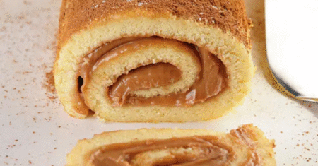 Receita de Rocambole de Doce de Leite: fácil, rápido e irresistível